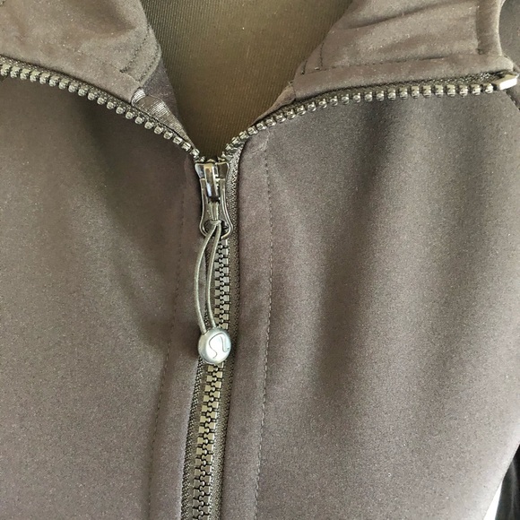 LuLulemon Everyday Yoga Jacket - Picture 3 of 9